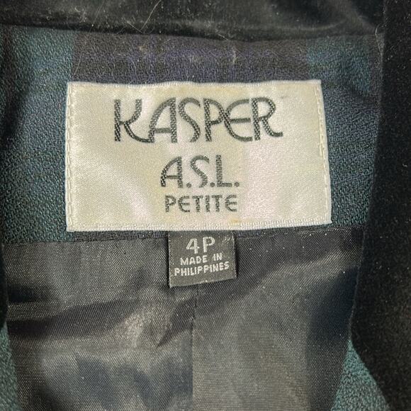 Y2K Kasper A.S.L. two piece skirt suit in blue and green plaid, size 4P - Picture 7 of 13